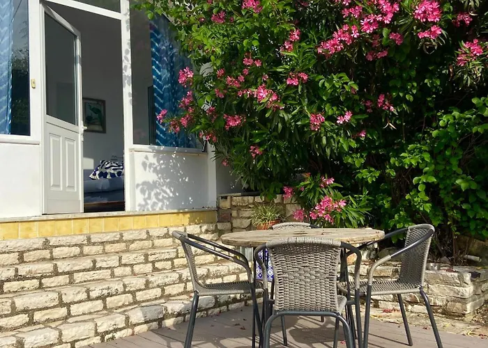 Lulani Hideaway Tatil Evi *
